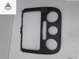 рамка под магнитолу Volkswagen Jetta 5 поколение 2005, 2.5 л., бензин, АКПП, синий, седан, 1K0858069F