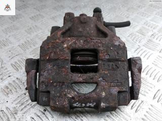 суппорт передний левый Toyota Yaris XP9 [рестайлинг] 2009, 1.3 л., бензин, МКПП, серый, хетчбэк 5 дв., 47750-0D070