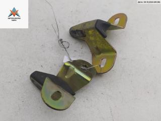 ответная часть (скоба) замка двери Volkswagen Sharan 1 поколение 1996, 1.9 л., дизель, МКПП, белый, минивэн