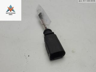 разъем (фишка) проводки Volkswagen Bora 1 поколение 1998, 1.6 л., бензин, МКПП, синий, седан, 1J6973802