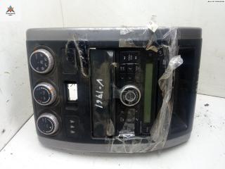 консоль салона (центральная часть) Nissan X-Trail T31 2008, 2.0 л., дизель, МКПП, серый, внедорожник 5 дв.