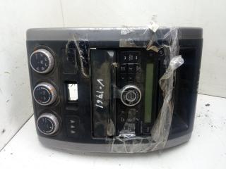 консоль салона (центральная часть) Nissan X-Trail T31 2008, 2.0 л., дизель, МКПП, серый, внедорожник 5 дв.