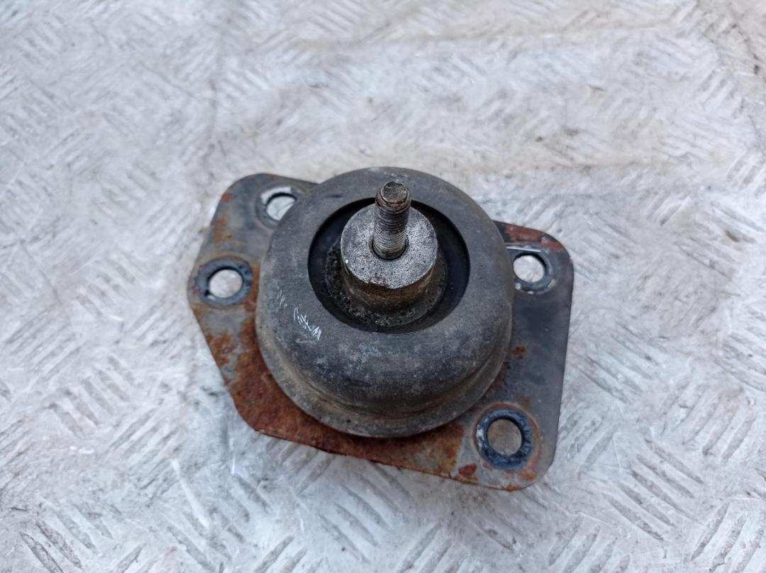 подушка крепления двигателя Chevrolet Nubira 2006, 1.8 л., бензин, МКПП, серый, универсал