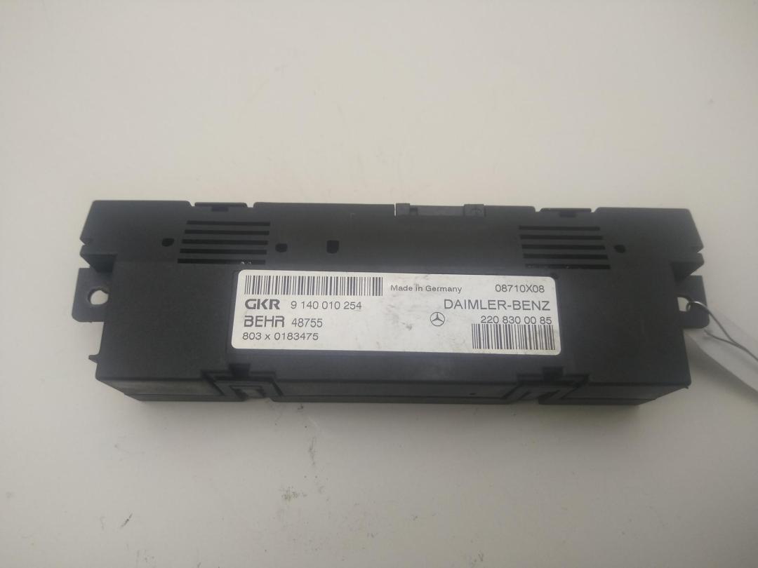 блок комфорта Mercedes-Benz CL W215 2000, 5.0 л., бензин, АКПП, серый, купе, 2208300085