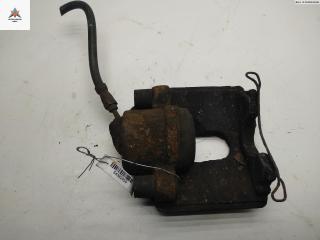 суппорт передний правый Ford Fusion 1 поколение 2004, 1.6 л., дизель, МКПП, серый, хетчбэк 5 дв.