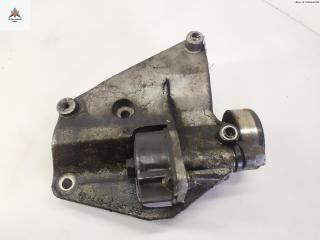 кронштейн компрессора кондиционера BMW 5 серия E39 [рестайлинг] 2001, 2.0 л., дизель, МКПП, синий, универсал, 2247388