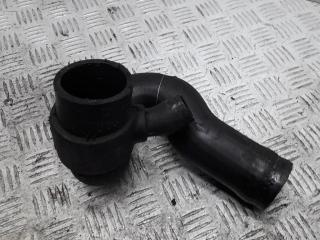 патрубок интеркулера Volkswagen Passat B5 1998, 1.8 л., бензин, МКПП, синий, универсал, 4B0145832