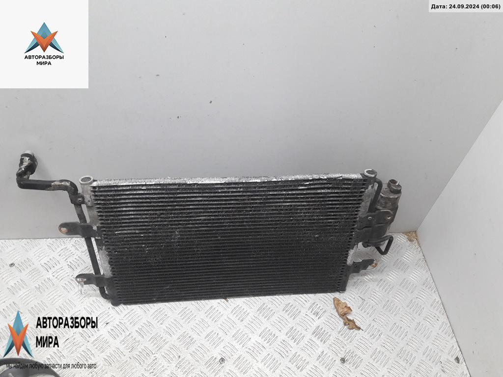 радиатор кондиционера Volkswagen Golf 4 поколение 2005, 1.6 л., бензин, МКПП, серый, универсал - фото №1