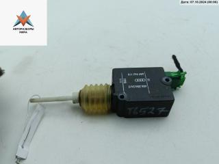 замок лючка топливного бака Audi A6 4B/C5 1998, 2.4 л., бензин, МКПП, синий, универсал, 4B9962115
