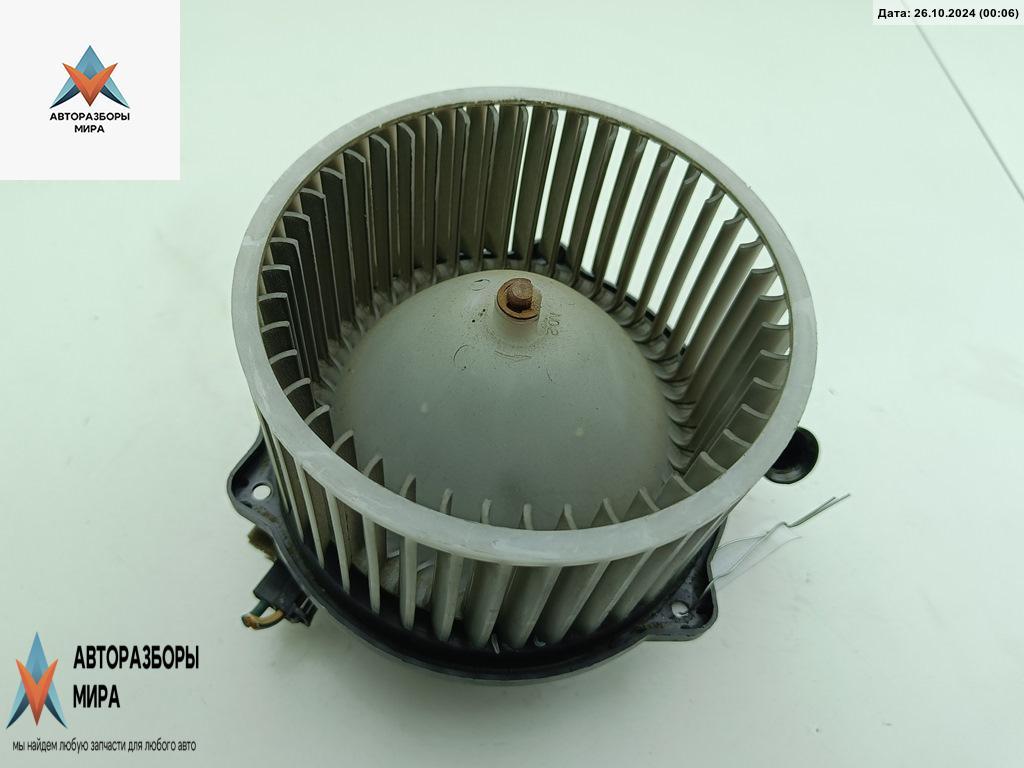 моторчик печки Hyundai Lantra J2 1996, 2.0 л., бензин, МКПП, зелёный, седан - фото №1
