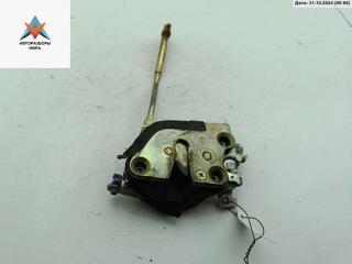 замок двери передней правой Mitsubishi L300 2 поколение 1989, 2.5 л., дизель, МКПП, белый, микроавтобус