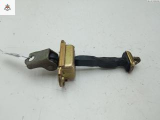 Ограничитель открывания двери задней Nissan Primera P11 1999, хетчбэк 5 дв.