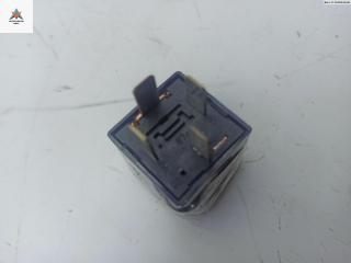 блок управления вентилятором (реле) Opel Astra H/Family [рестайлинг] 2006, 1.9 л., дизель, МКПП, серый, универсал, 13171831