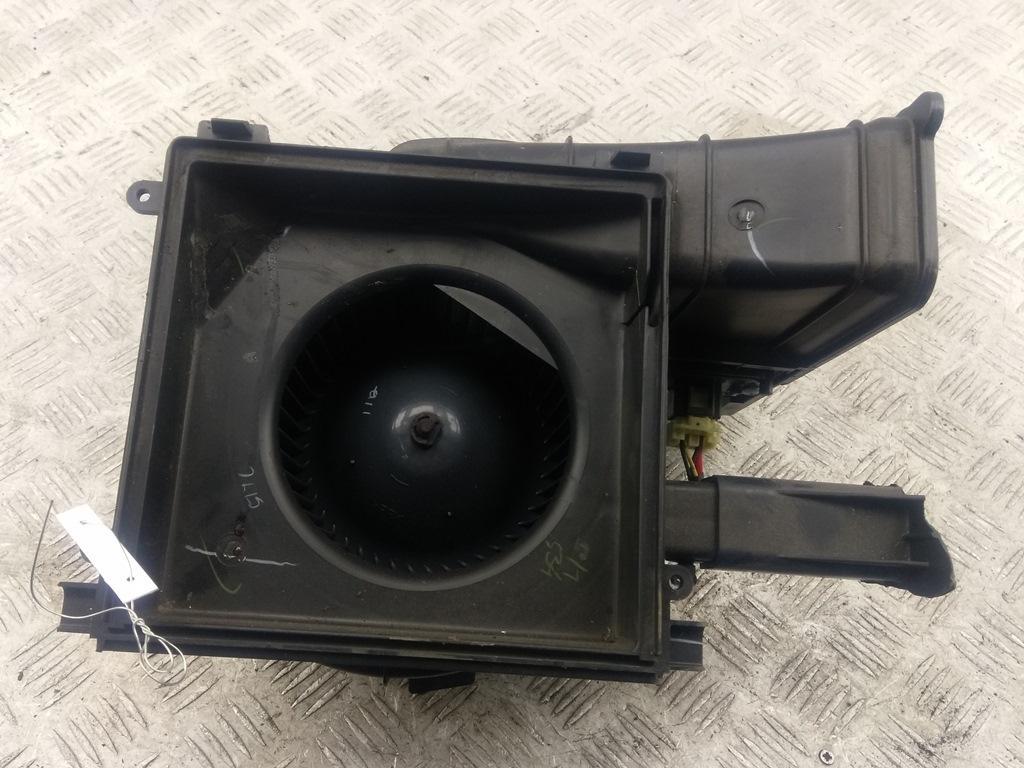 моторчик печки Hyundai i10 2009, 1.1 л., бензин, МКПП, красный, хетчбэк 5 дв., 971130X950