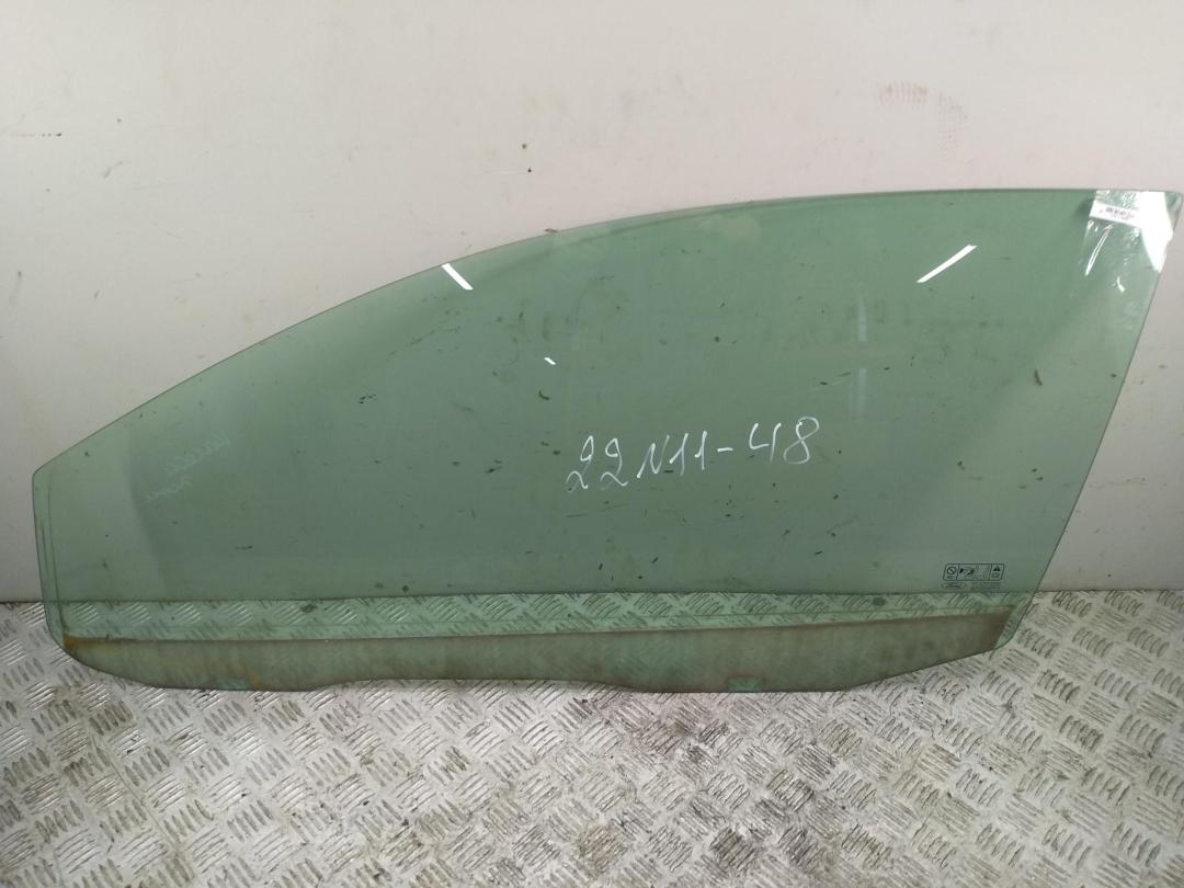 стекло двери передней левой Ford Focus II 2005, 1.6 л., i, бензин, МКПП, серый, хетчбэк 3 дв.