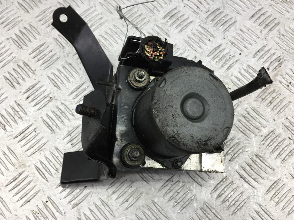 блок ABS Toyota COROLLA VERSO 2006, 2.2 л., дизель, МКПП, серый, минивэн, 646L5050306085