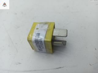 реле бензонасоса Opel Astra H/Family [рестайлинг] 2006, 1.9 л., дизель, МКПП, серый, универсал, 90226846