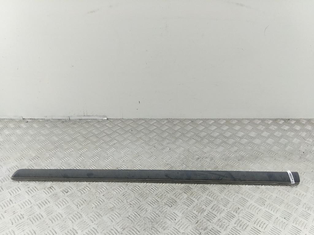молдинг двери передней правой Peugeot 407 2005, 2.0 л., дизель, АКПП, серый, универсал, 9660536780