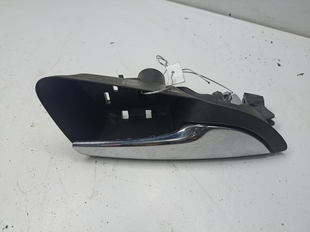 ручка внутренняя задняя правая Opel Astra J 2011, 1.7 л., дизель, МКПП, чёрный, универсал, 13577262