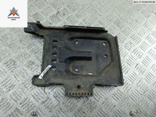 полка аккумулятора Hyundai i30 FD 2008, 1.6 л., бензин, МКПП, серый, универсал, 371502H000