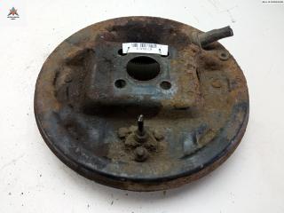 защитный кожух тормозного механизма Nissan Micra K12 2008, 1.2 л., бензин, МКПП, красный, хетчбэк 3 дв.