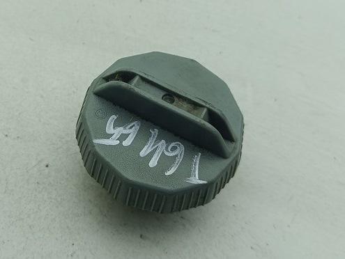 пробка топливного бака Mazda 626 GF/GW 1999, 2.0 л., бензин, МКПП, серый, универсал