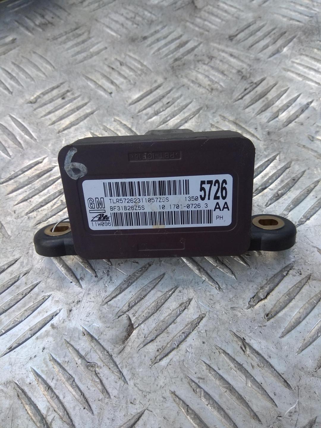 датчик дорожного просвета Opel Astra J 2011, 1.6 л., бензин, МКПП, чёрный, хетчбэк 5 дв., 13505726