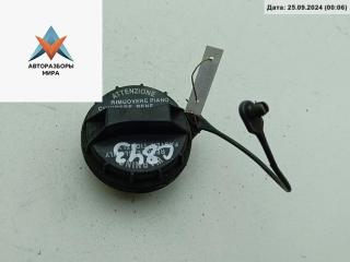 пробка топливного бака Hyundai i10 1 поколение 2009, 1.1 л., бензин, МКПП, красный, хетчбэк 5 дв.