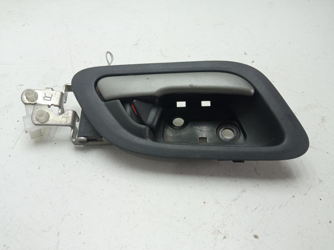 ручка внутренняя задняя правая Honda FR-V 2005, 2.2 л., дизель, МКПП, чёрный, минивэн