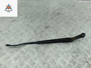 Щеткодержатель (поводок стеклоочистителя) передний Suzuki Liana 1 поколение [рестайлинг] 2004, 1.6 л., бензин, МКПП, чёрный, хетчбэк 5 дв.