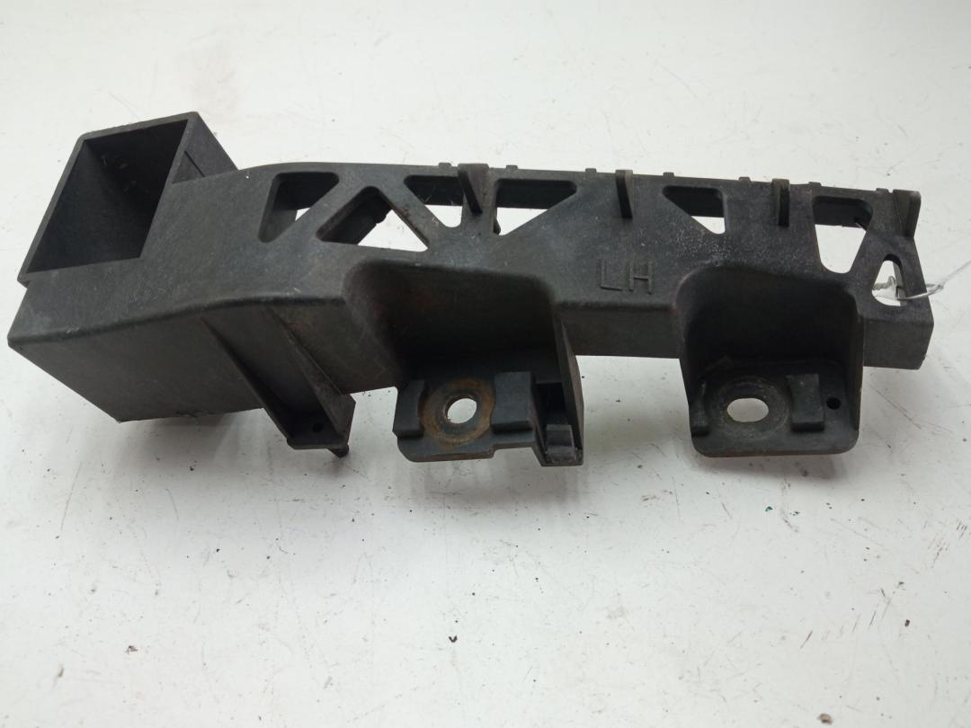 кронштейн переднего бампера Mazda 5 2006, 2.0 л., бензин, МКПП, синий, минивэн, C23550161