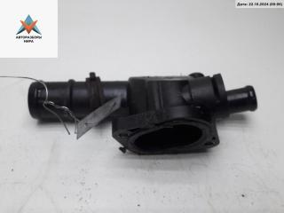 фланец (тройник) системы охлаждения Volkswagen Passat B6 2006, 2.0 л., дизель, МКПП, серый, универсал, 03G121132B