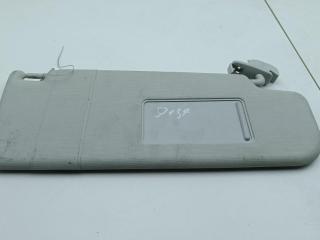 козырек солнцезащитный Skoda Octavia mk2 (A5 1Z) 2007, 1.6 л., бензин, МКПП, красный, универсал