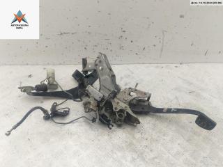 узел педальный (блок педалей) Nissan Maxima A33 2001, 2.0 л., бензин, МКПП, серый, седан