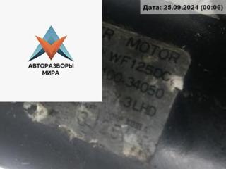 моторчик передних стеклоочистителей (дворников) Hyundai Sonata Y3 1993, 3.0 л., бензин, АКПП, красный, седан, WF125DC