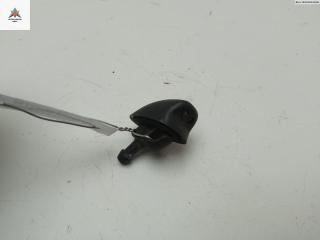 форсунка омывателя лобового стекла Volvo S40 1 поколение 1998, 1.8 л., бензин, МКПП, зелёный, универсал