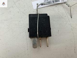 реле (прочие) Mercedes-Benz E-Класс W211/S211 [рестайлинг] 2008, 2.2 л., дизель, АКПП, чёрный, универсал, 0025421119