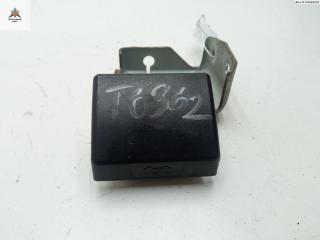 ручка открывания капота Nissan Almera N16 2000, 1.8 л., бензин, МКПП, синий, хетчбэк 3 дв.