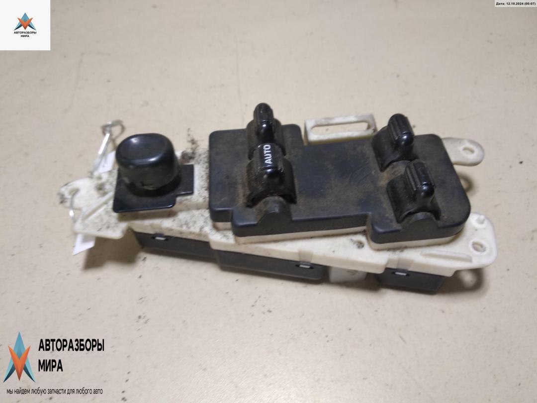 блок управления стеклоподъемниками Chrysler Stratus 1 поколение 1998, 2.0 л., бензин, АКПП, чёрный, седан - фото №1