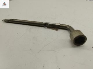 ключ колесный (балонный) Mazda 6 GG 2004, 1.8 л., бензин, МКПП, синий, универсал