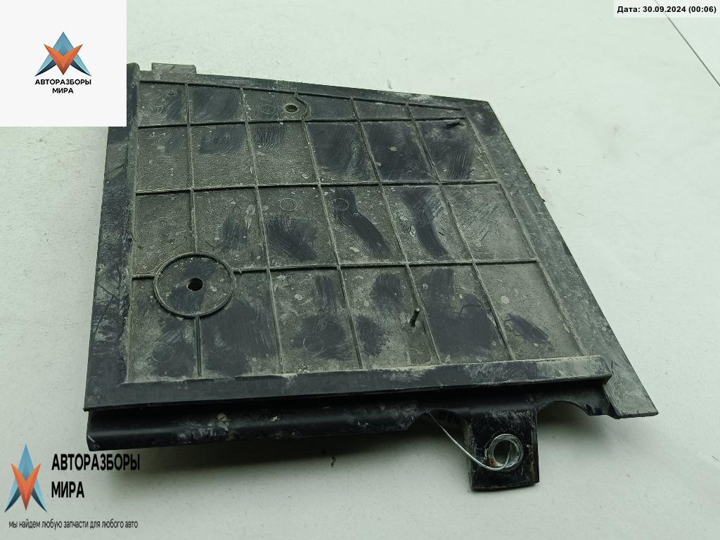 полка аккумулятора Volkswagen Transporter T5 2007, 1.9 л., дизель, МКПП, белый, микроавтобус, 7H0915438A - фото №1