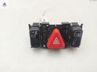 кнопка аварийной сигнализации Mercedes-Benz E-Класс W210/S210 1995, 2.3 л., бензин, АКПП, серый, седан, 2108201310