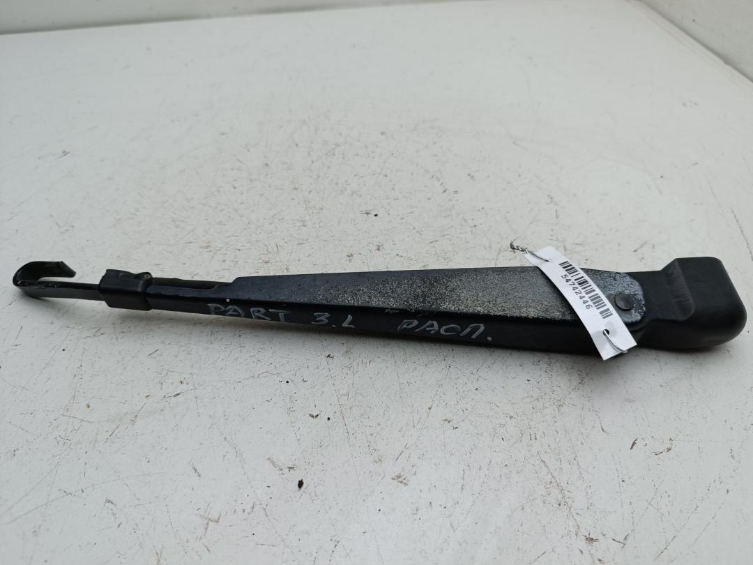 Щеткодержатель (поводок стеклоочистителя) задний Peugeot Partner 2007, 1.6 л., дизель, МКПП, белый, фургон, 9660402580