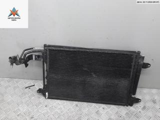 радиатор кондиционера Volkswagen Jetta 5 поколение 2005, 2.5 л., бензин, АКПП, синий, седан, 1K0820411H