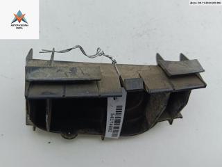 кронштейн заднего бампера Toyota Corolla 9 поколение (E120/E130) 2003, 2.0 л., дизель, МКПП, чёрный, хетчбэк 5 дв., 5256202010