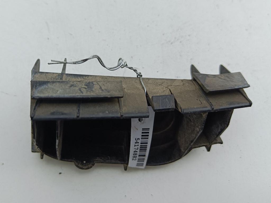 кронштейн заднего бампера Toyota Corolla 2003, 2.0 л., дизель, МКПП, чёрный, хетчбэк 5 дв., 5256202010