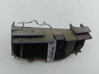 кронштейн заднего бампера Toyota Corolla 9 поколение (E120/E130) 2003, 2.0 л., дизель, МКПП, чёрный, хетчбэк 5 дв., 5256202010