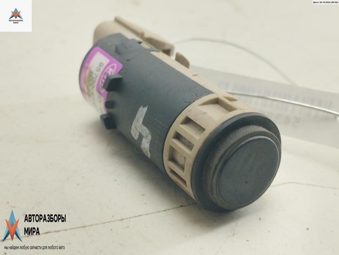 датчик парктроника Kia Ceed 1 поколение 2007, 1.6 л., бензин, МКПП, синий, универсал, 95700-1H600 - фото №1