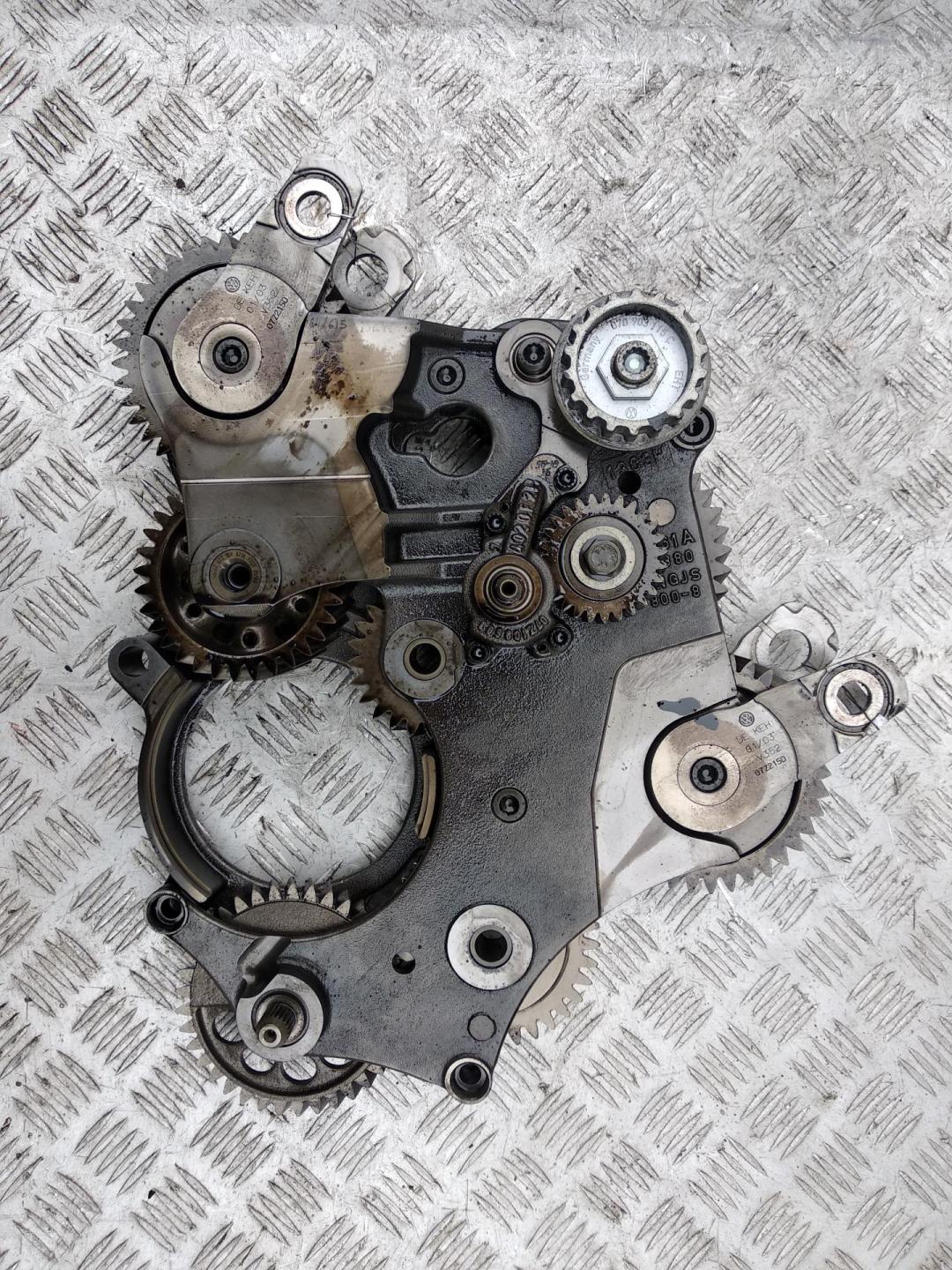 механизм натяжения ремня, цепи Volkswagen Touareg 1 поколение 2003, 5.0 л., дизель, АКПП, серый, внедорожник 5 дв., 07Z109355E - фото №1