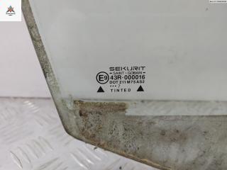 стекло двери передней правой Volkswagen Polo 3 поколение 1997, 1.6 л., бензин, МКПП, красный, седан, AS2